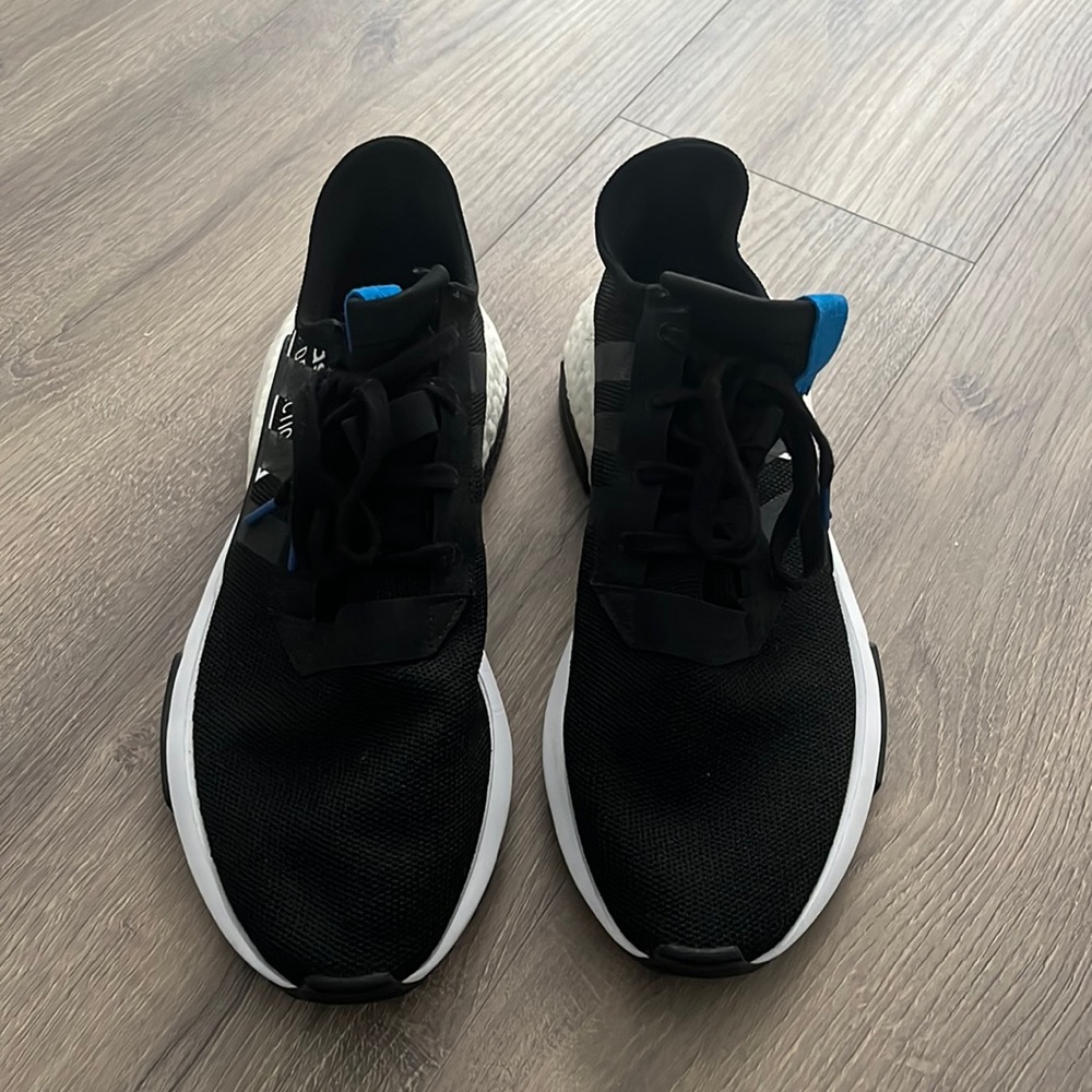 Adidas boost sneaker
